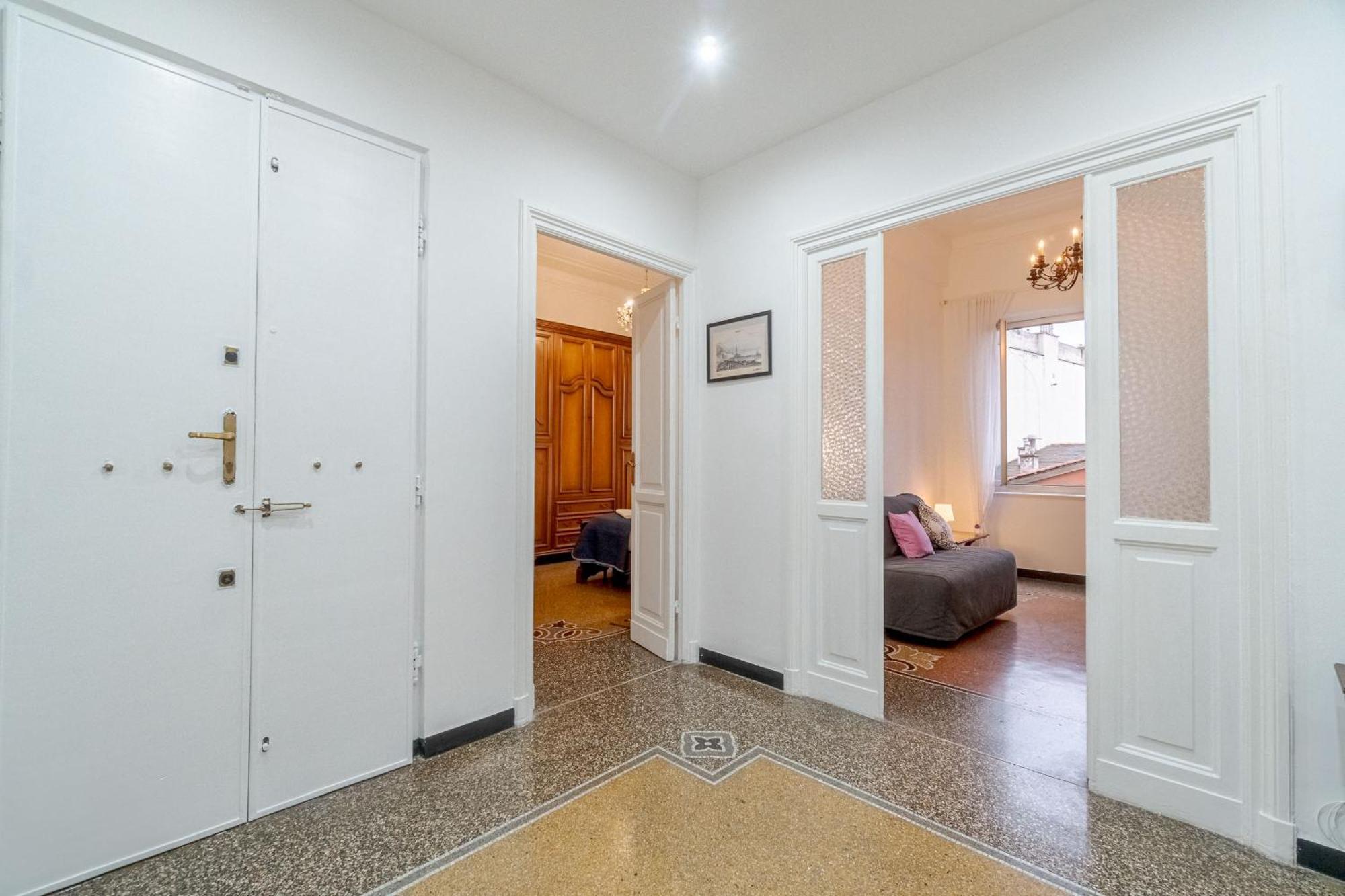 San Fruttuoso Vintage & Roomy Flat * Genua